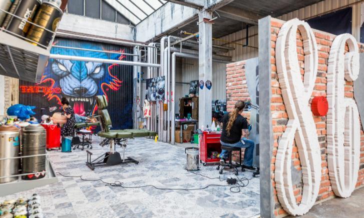 8.6 tattoo shop in Lieshout